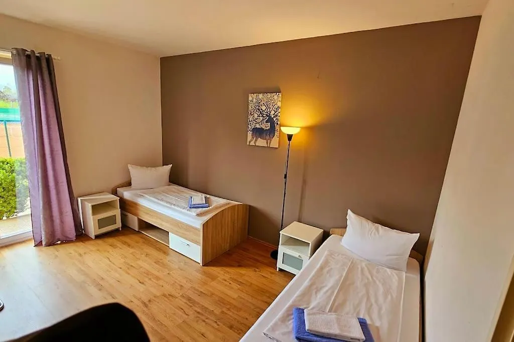 Apartment Number 4 Oberschleißheim